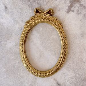 VINTAGE Shabby Chic Bows Gold Oval Wooden Empty Frame 11” x 13” Opening 9.5 x 7